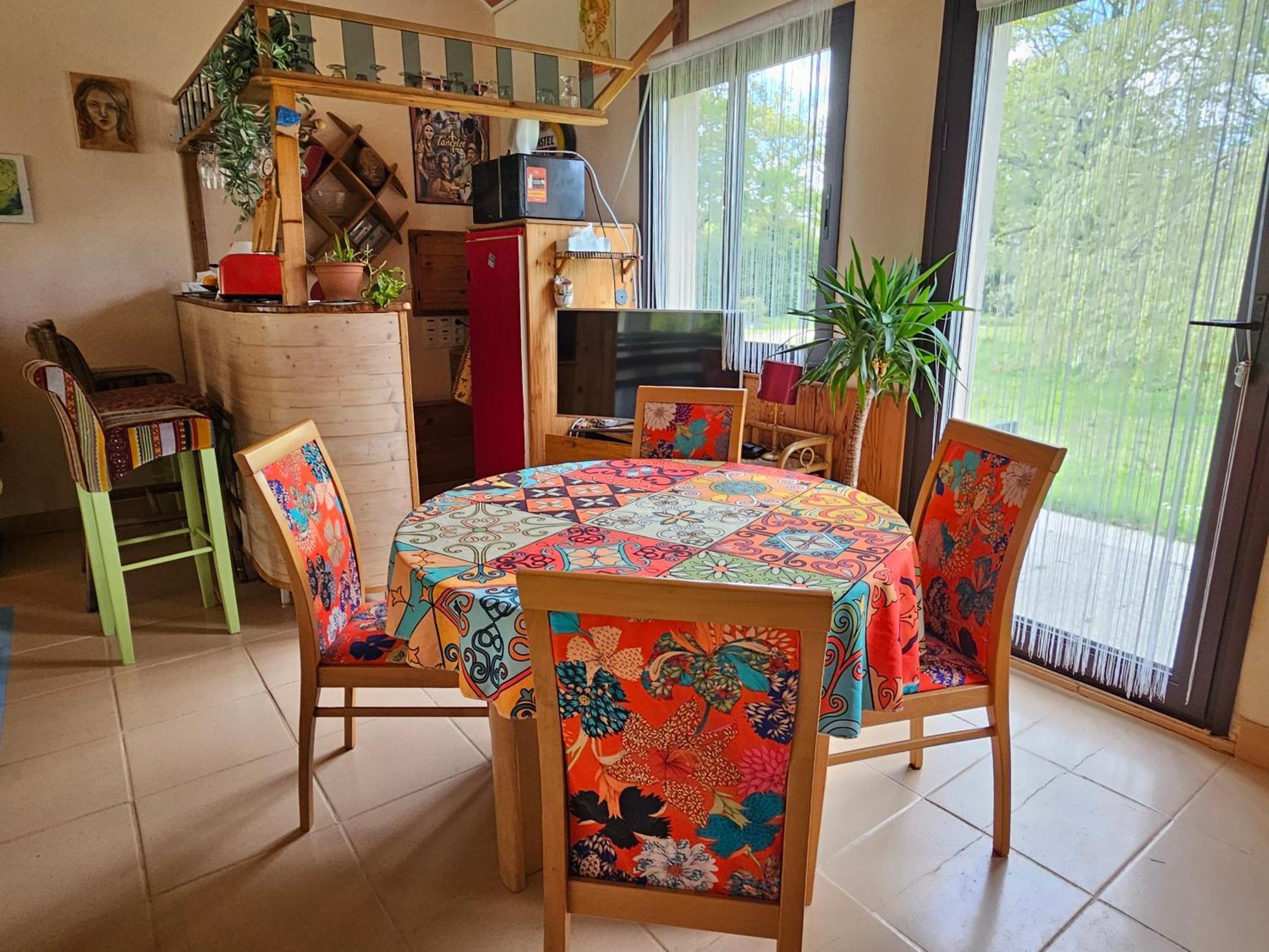 Bed and Breakfast Le Domaine Des Sources Landévant Esterno foto
