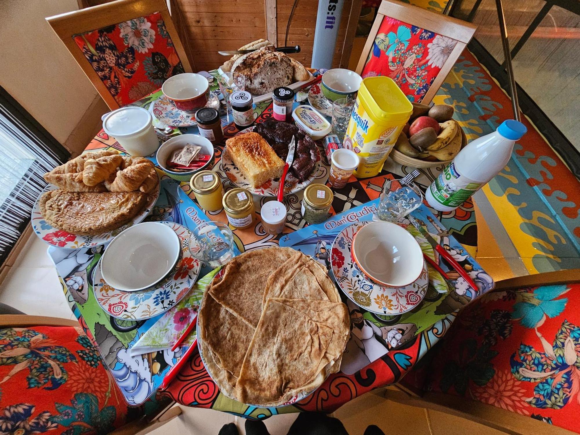 Bed and Breakfast Le Domaine Des Sources Landévant Esterno foto